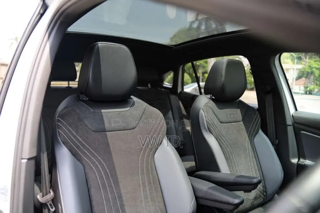 Volkswagen ID5 Pro 2023 SUV (Used)