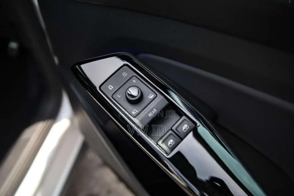Volkswagen ID5 Pro 2023 SUV (Used)