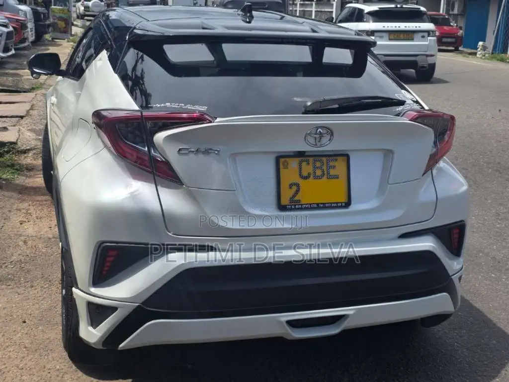 Toyota CHR NGX 102WD 2018 SUV (Used)