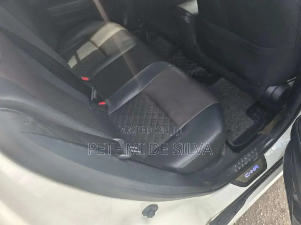 Toyota CHR NGX 102WD 2018 SUV (Used)