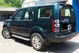 Land-Rover Discovery 4 2015 SUV (Used)