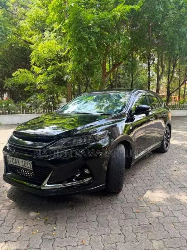 Toyota Harrier GS 2017 SUV (Used)