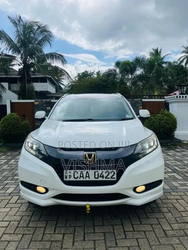 Honda Vezel 2014 SUV (Used)