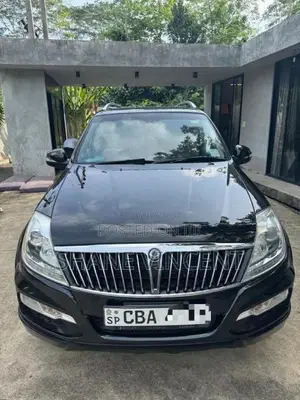 Micro Rexton 2017 SUV (Used)