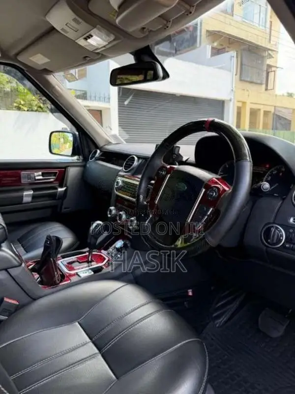 Land-Rover Discovery 4 2012 SUV (Used)