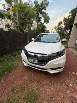 Honda Vezel 2014 SUV (Used)