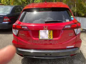 Honda Vezel 2017 SUV (Used)