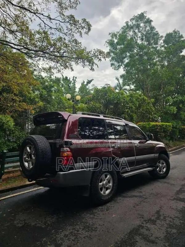 Toyota Land Cruiser Sahara 100 1999 SUV (Used)