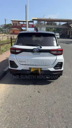 Toyota Raize 2020 SUV (Used)