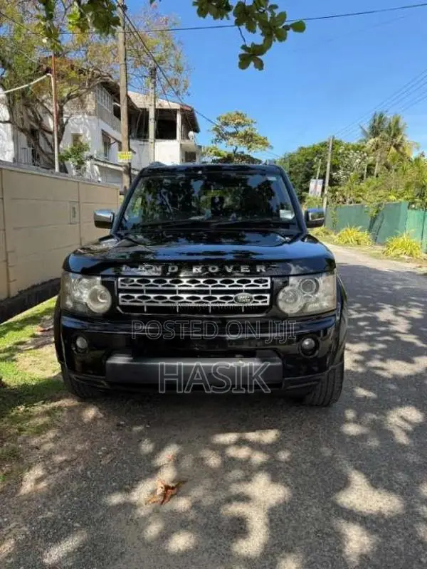 Land-Rover Discovery 4 2012 SUV (Used)