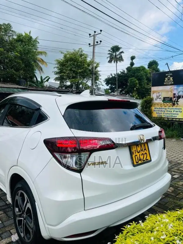 Honda Vezel 2014 SUV (Used)
