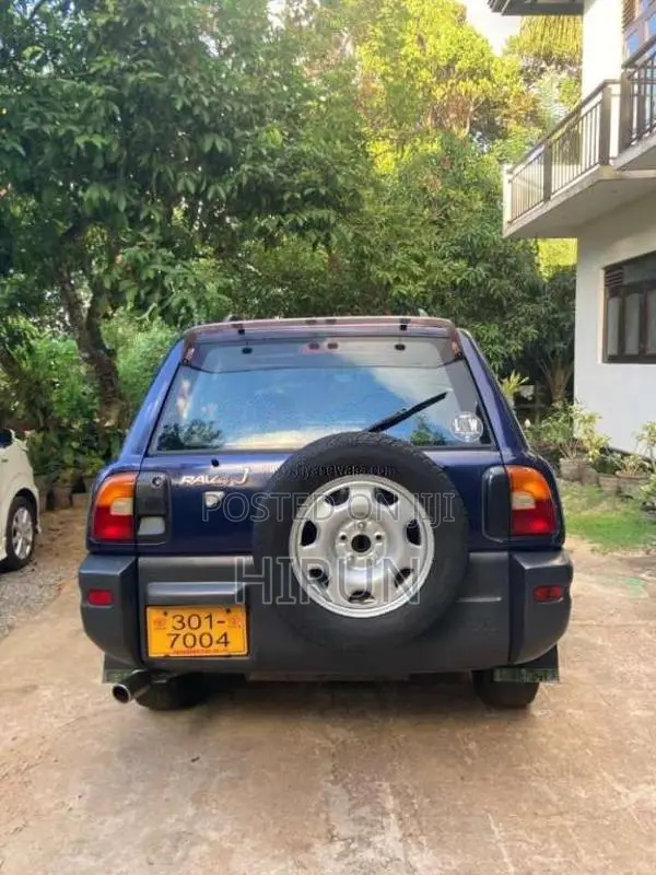 Toyota RAV4 1996 SUV (Used)