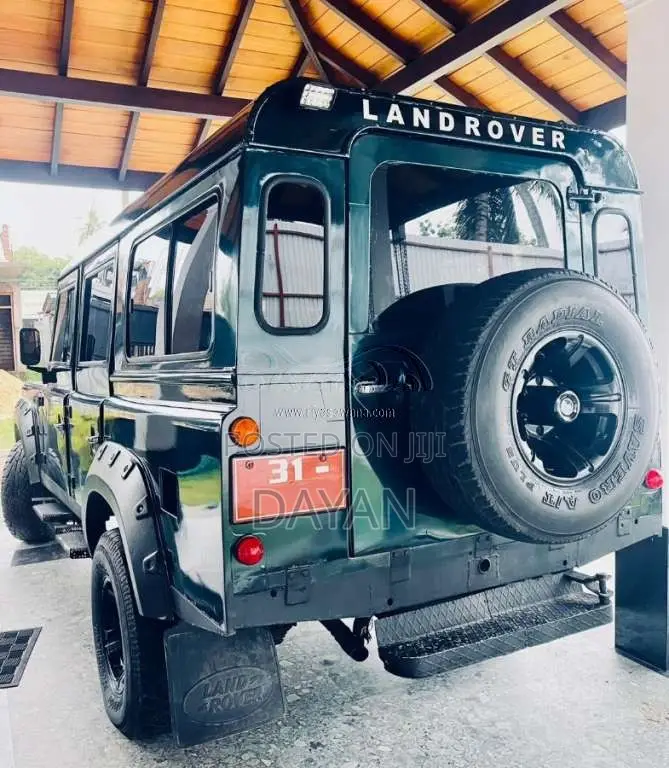 Land-Rover Defender 110 1960 SUV (Used)