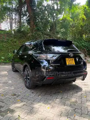 Toyota Harrier GS 2017 SUV (Used)