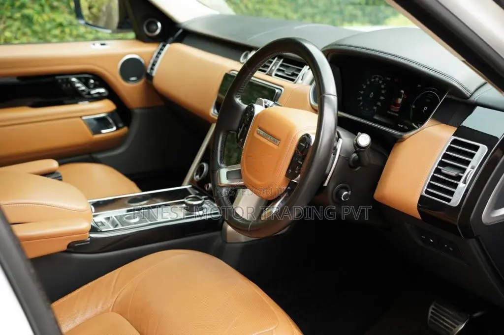 Range-Rover Vogue LWBbiography 2019 SUV (Used)