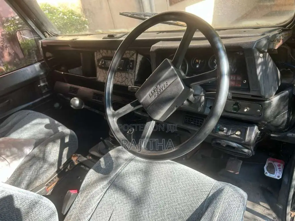 Land-Rover Defender 1987 SUV (Used)