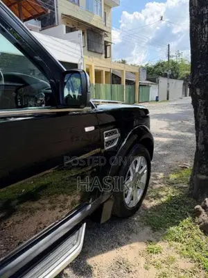 Land-Rover Discovery 4 2012 SUV (Used)