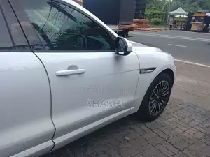 Jaguar F Pace 2017 SUV (Used)