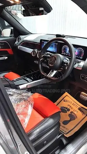 Mercedes-Benz GLB 180 2024 SUV Unregistered (Recondition)