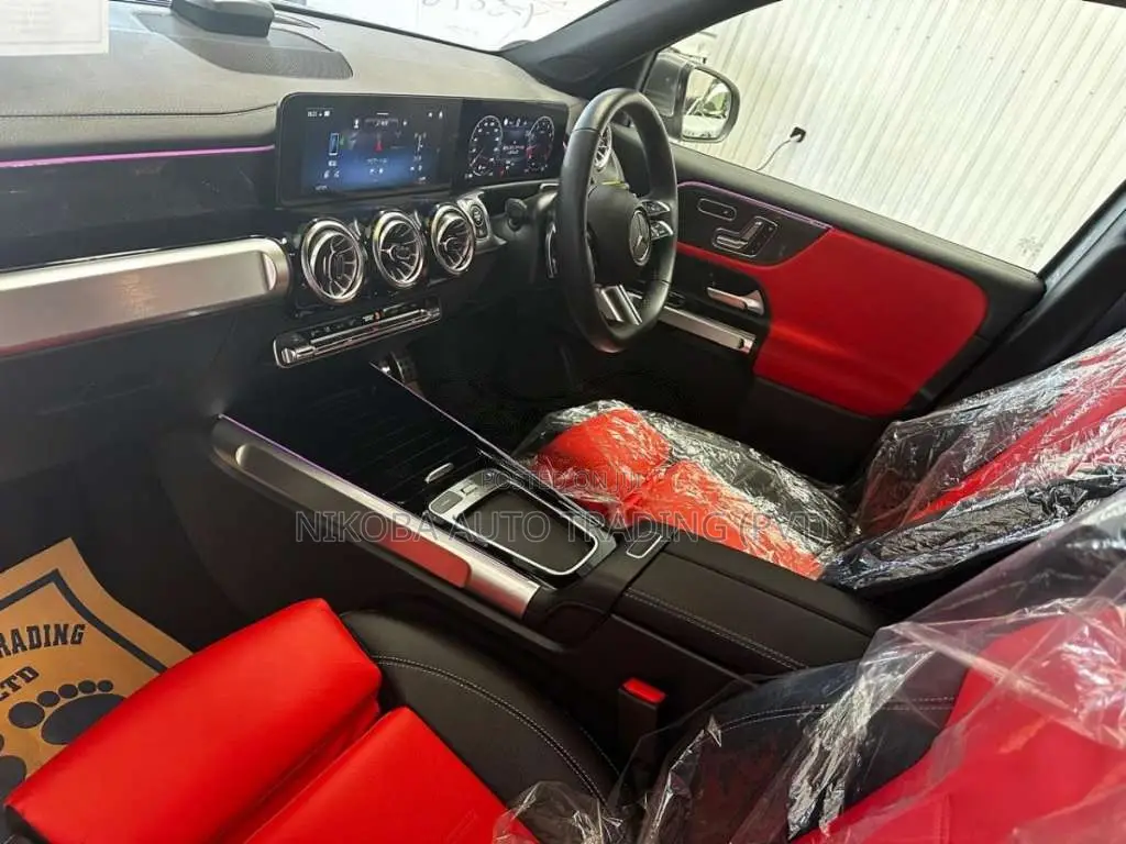 Mercedes-Benz GLB 180 2024 SUV Unregistered (Recondition)
