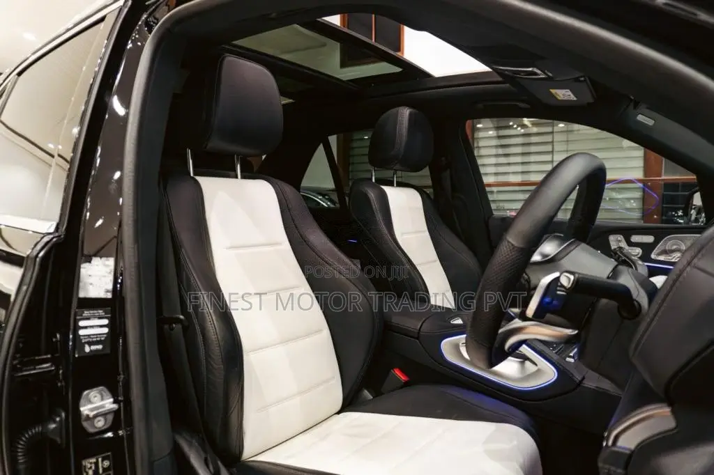 Mercedes-Benz GLE300d AMG Premium Plus 2019 SUV (Used)
