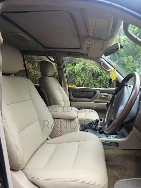 Toyota Land Cruiser Sahara 100 1999 SUV (Used)