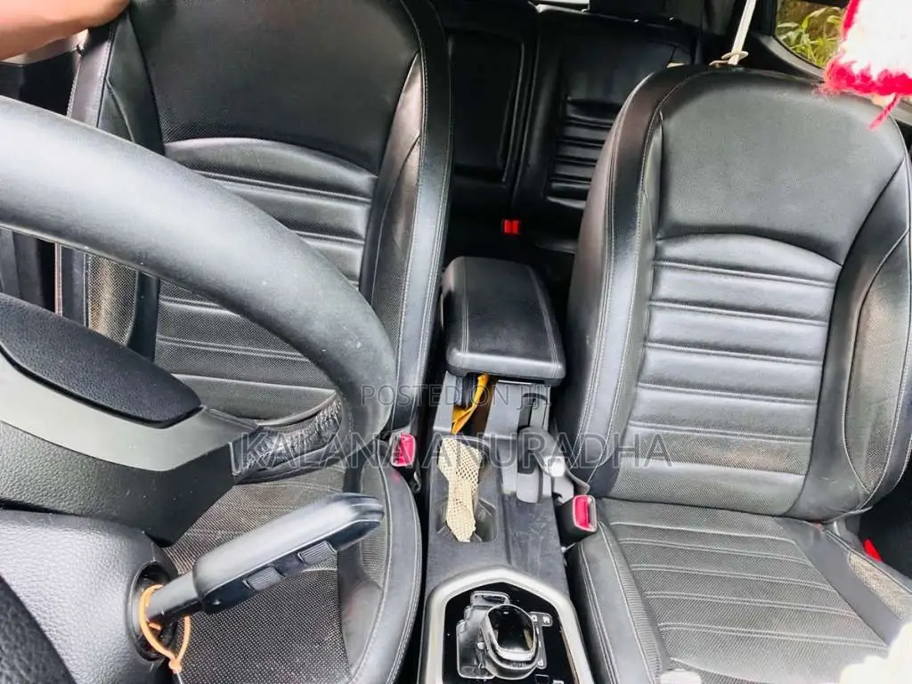 Micro Tivoli 2016 SUV (Used)