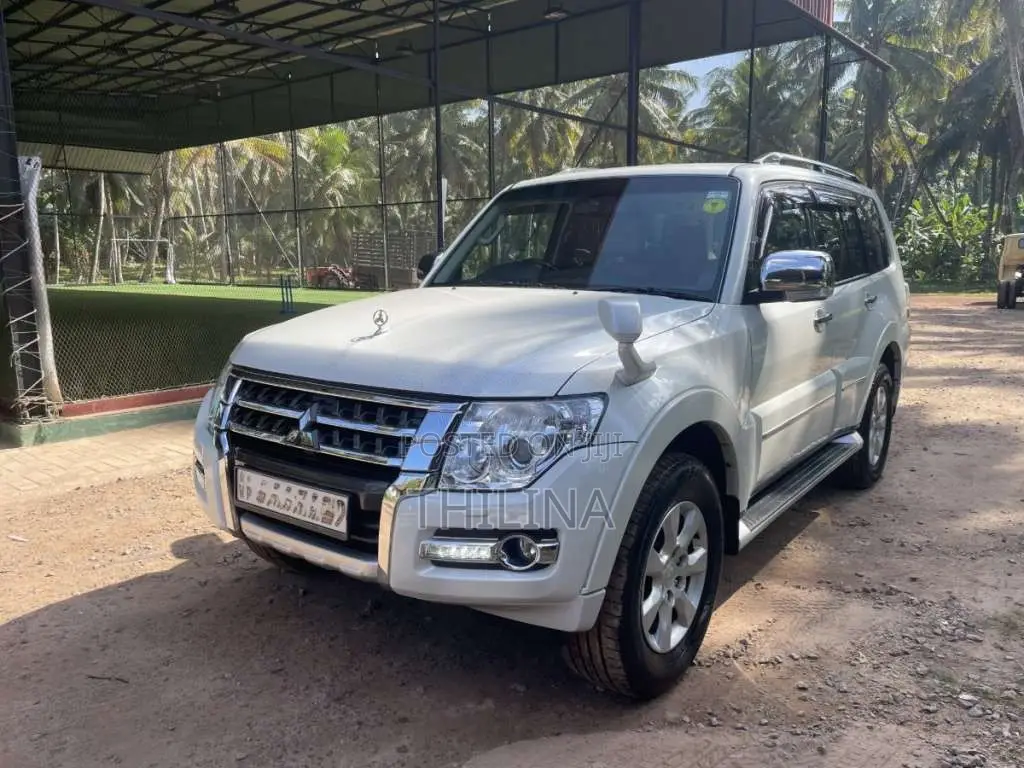 Mitsubishi Montero 2015 SUV (Used)