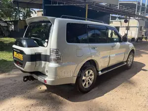 Mitsubishi Montero 2015 SUV (Used)