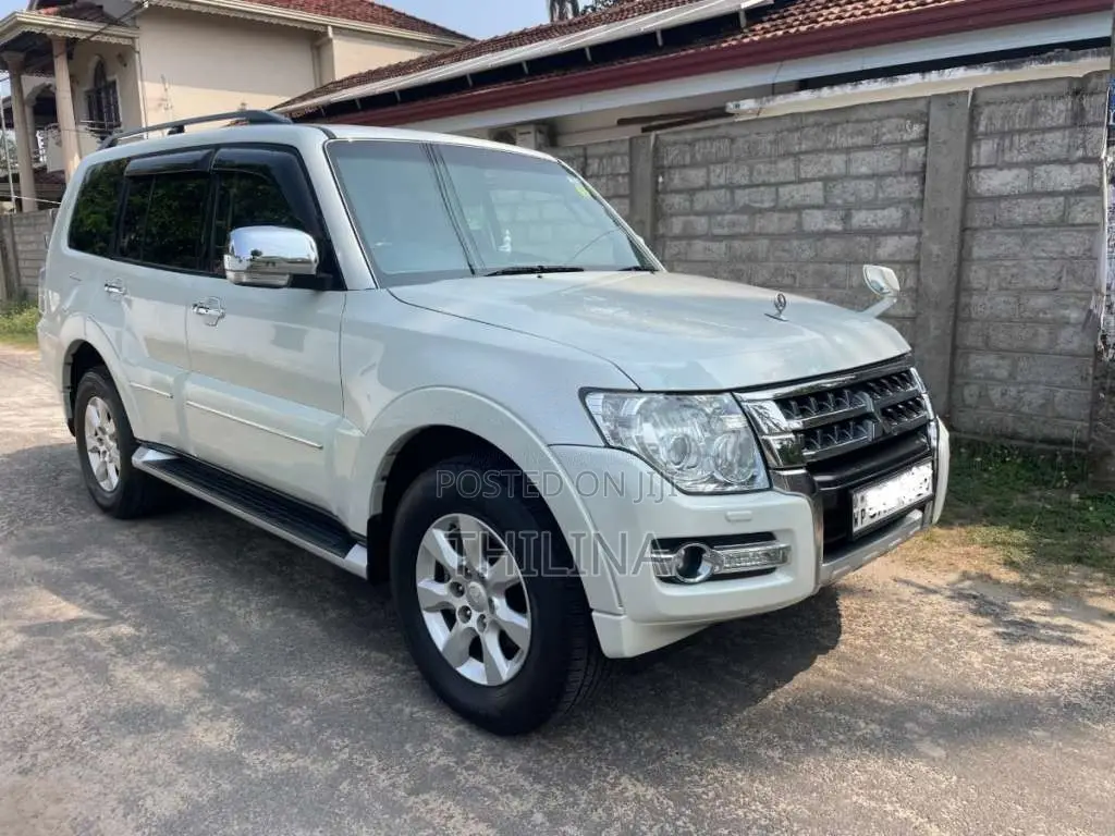 Mitsubishi Montero 2015 SUV (Used)