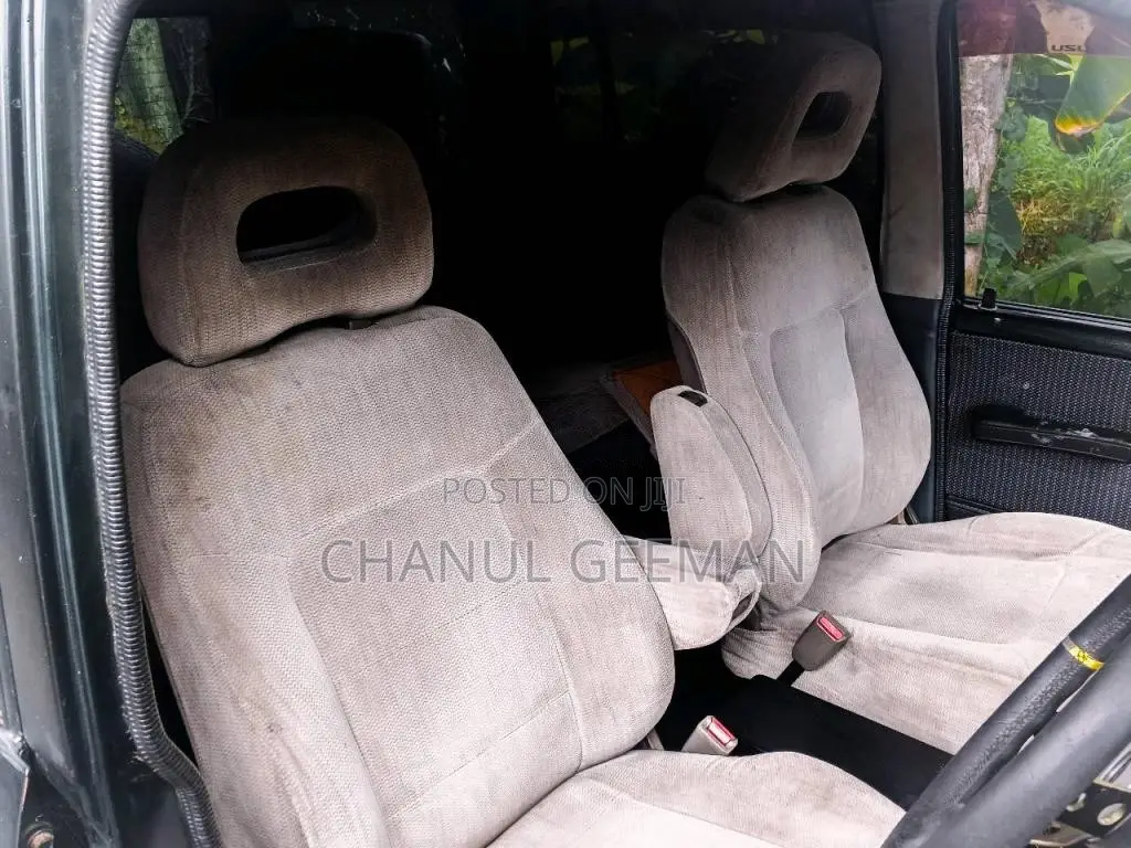 Isuzu Trooper 1987 SUV (Used)