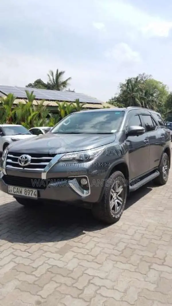 Toyota Fortuner 2017 SUV (Used)