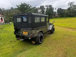 Mitsubishi 4DR5 1976 SUV (Used)