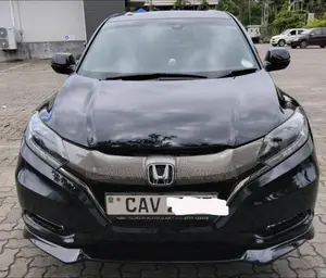 Honda Vezel Rs Sensing 2017 SUV (Used)