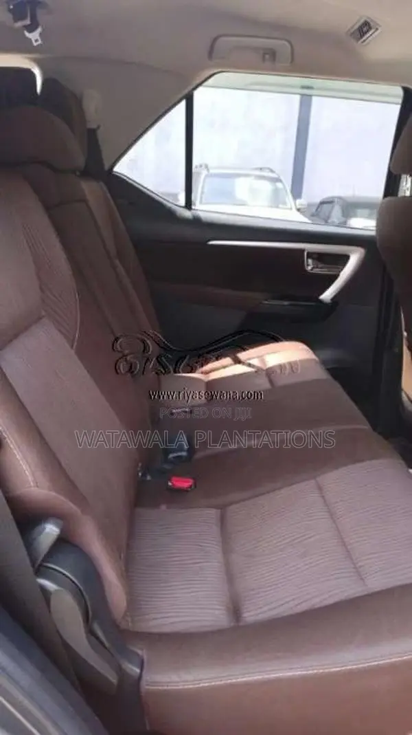 Toyota Fortuner 2017 SUV (Used)