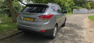 Hyundai Tucson 2011 SUV (Used)