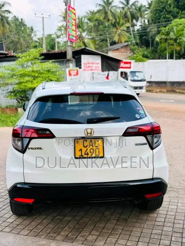 Honda VEZEL 2014 SUV (Used)