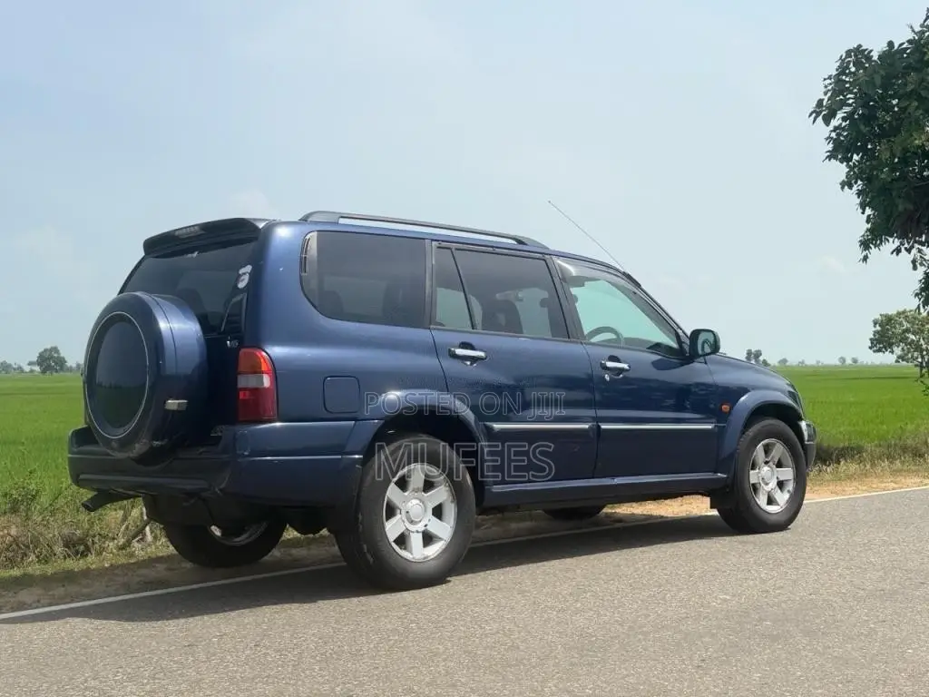 Suzuki Grand Vitara 2003 SUV (Used)