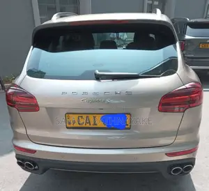 Porsche Cayenne S 2015 SUV (Used)