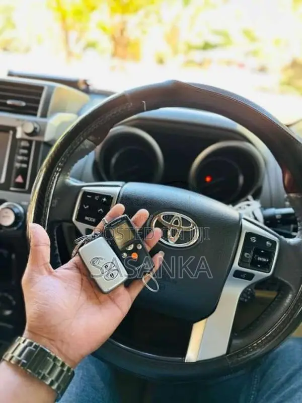Toyota Prado 2015 SUV (Used)