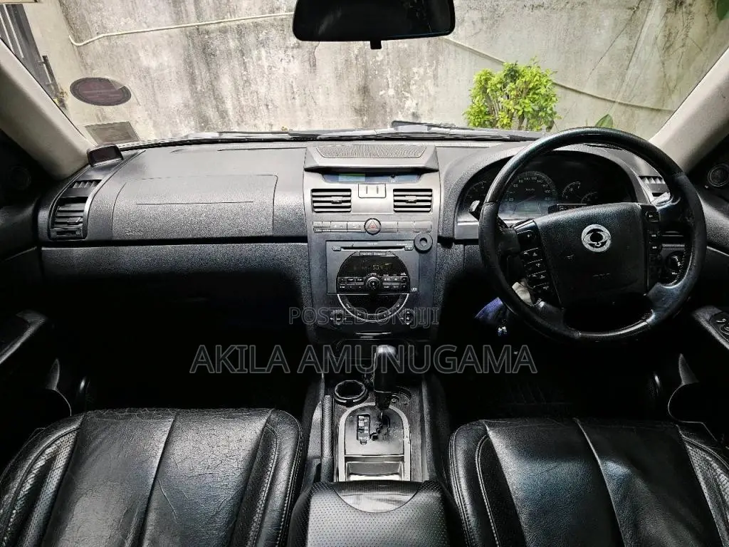 Micro Rexton 2009 SUV (Used)