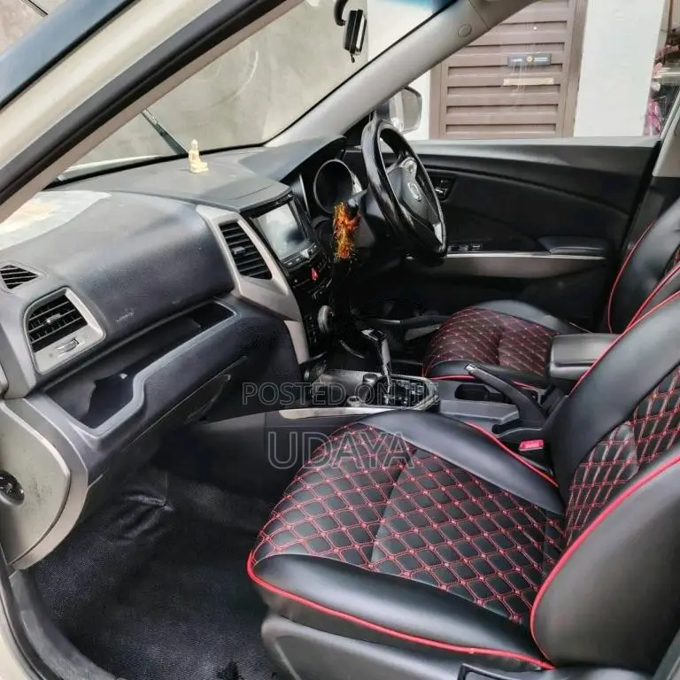 Micro Tivoli 2017 SUV (Used)