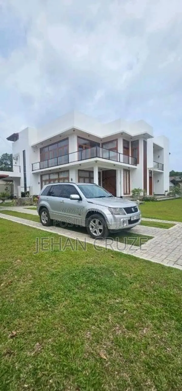 Suzuki Grand Vitara 2006 SUV (Used)