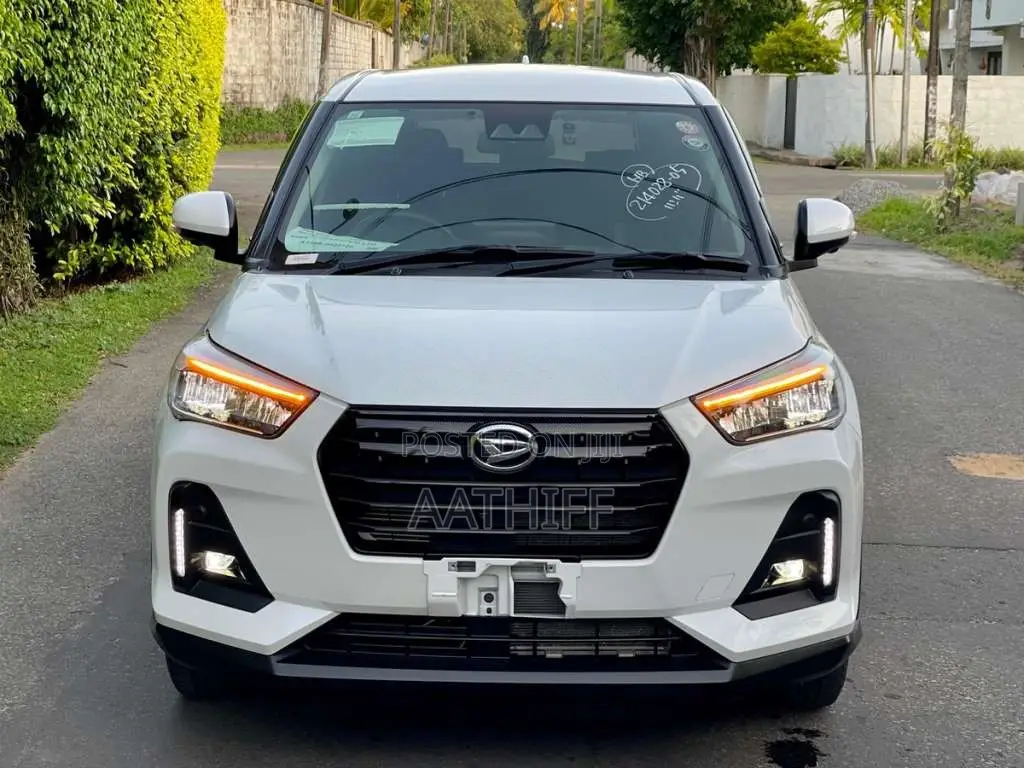 Daihatsu Rocky Z Premium 2024 SUV Unregistered (Recondition)