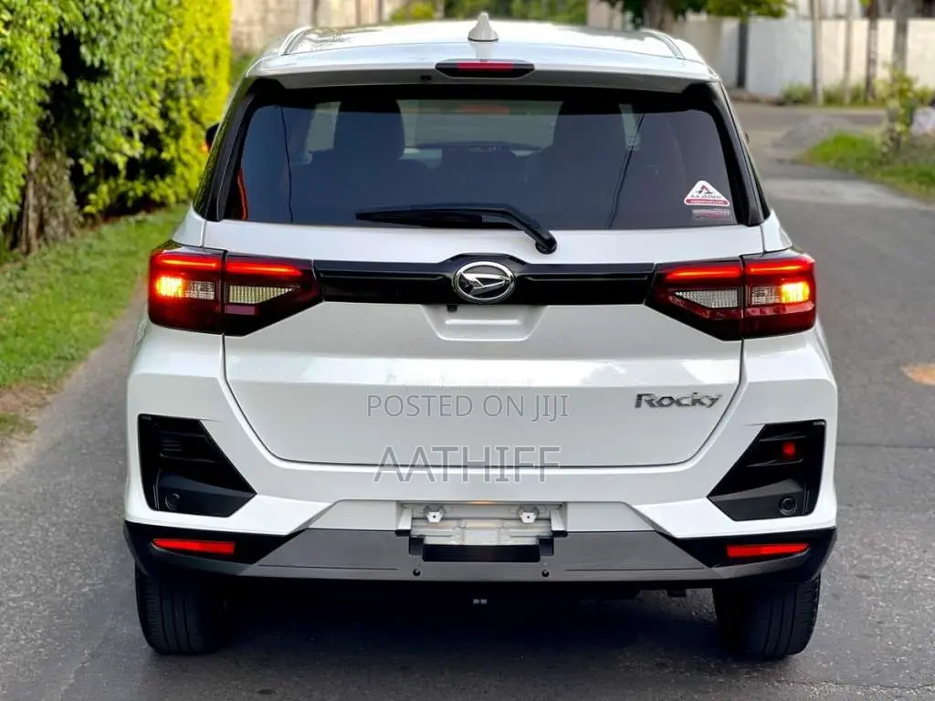 Daihatsu Rocky Z Premium 2024 SUV Unregistered (Recondition)