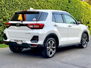 Daihatsu Rocky Z Premium 2024 SUV Unregistered (Recondition)