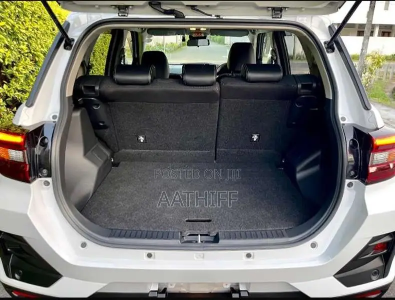 Daihatsu Rocky Z Premium 2024 SUV Unregistered (Recondition)