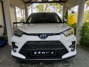Toyota Raize 2024 SUV (Used)
