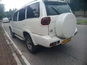 Nissan TERRANO 2005 SUV (Used)