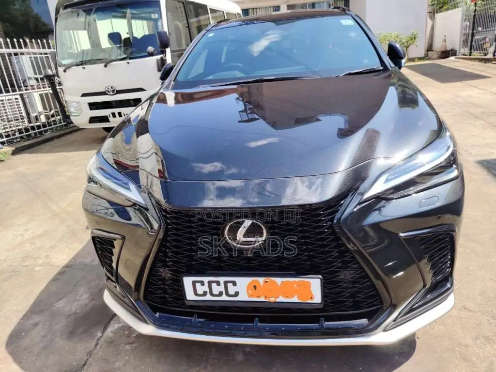 Toyota Lexus NH350h 2025 SUV (Used)